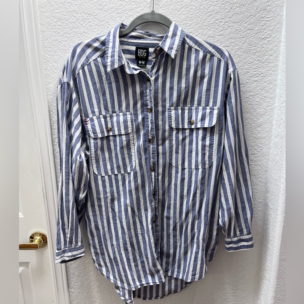 BDG BLUE & WHITE OVERSIZED SHIRT-SIZE M